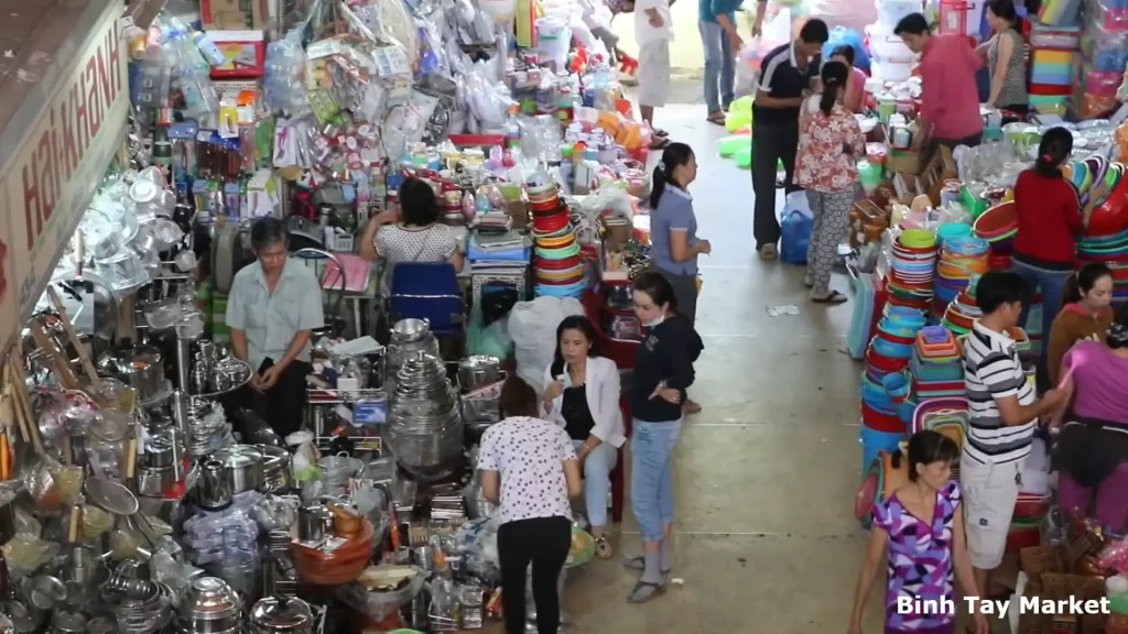 Binh Tay Market
